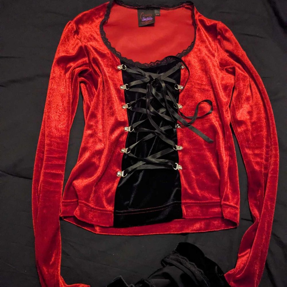 Cruella victorian goth top